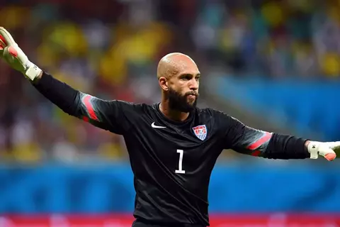 16 يومًا على انطلاق كأس العالم.. إنجاز حارس أمريكا التاريخي